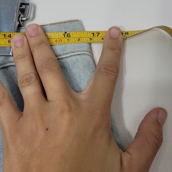 Bugle Boy 100% Cotton Unisex Light Wash High Rise Retro Jean Short Pockets Sz 34 - Picture 12 of 13